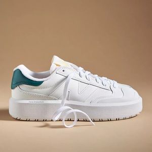 New Balance 302 Sneakers Unisex Size Women’s 8